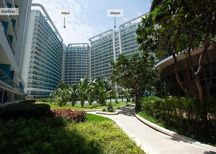 Aparthotel Riel's Condotel In Azure Beach Residences
