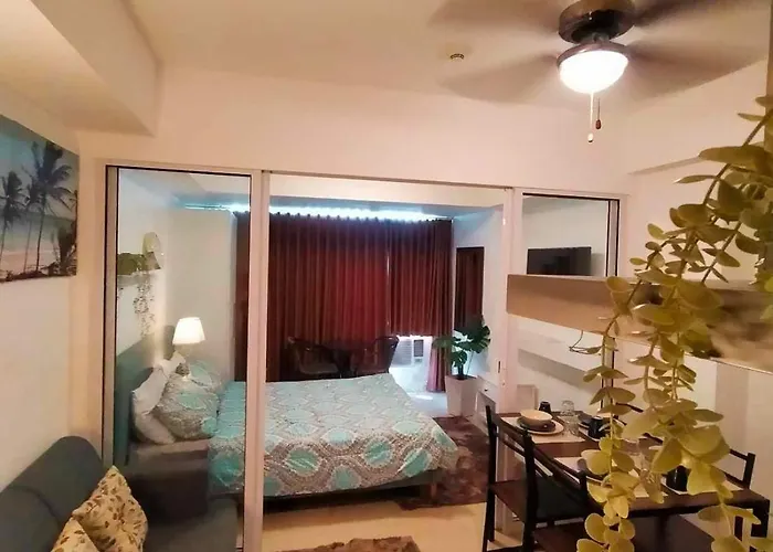 Riel's Condotel In Azure Beach Residences Aparthotel Manila
