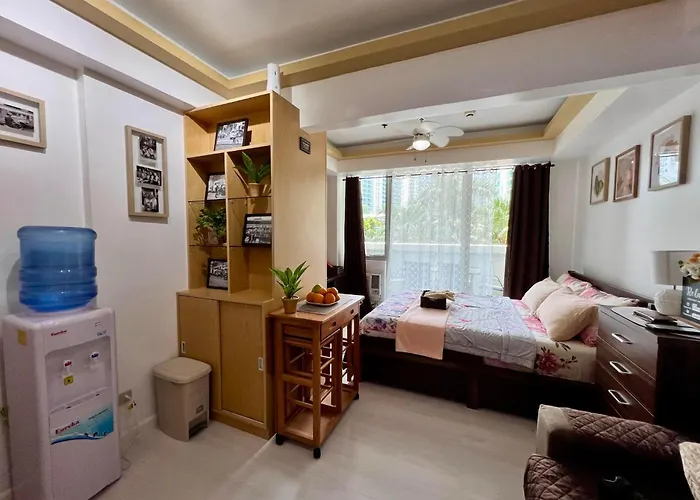 Riel's Condotel In Azure Beach Residences Aparthotel Manila