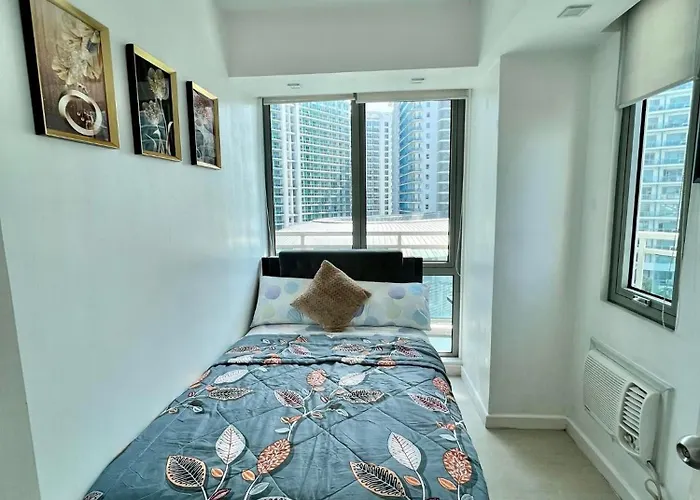 Riel's Condotel In Azure Beach Residences