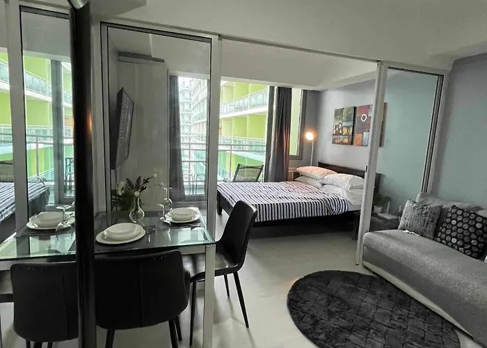 Riel's Condotel In Azure Beach Residences Manila