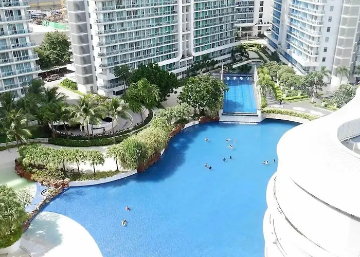 Riel's Condotel In Azure Beach Residences * Manila