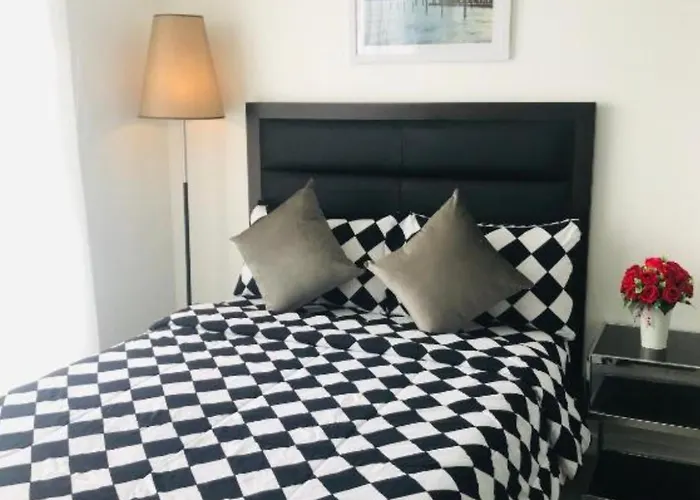 Riel's Condotel In Azure Beach Residences Aparthotel Manila
