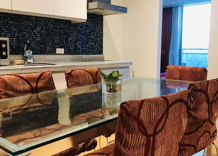 Aparthotel Riel's Condotel In Azure Beach Residences *
