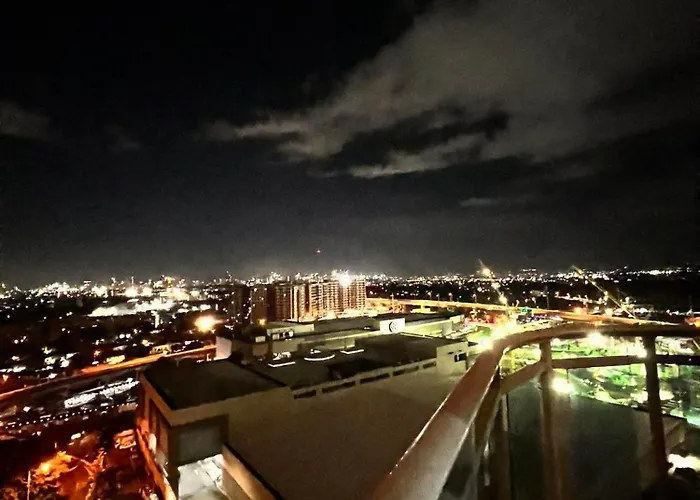 Aparthotel Riel's Condotel In Azure Beach Residences