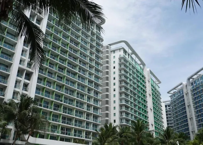 Aparthotel Riel's Condotel In Azure Beach Residences
