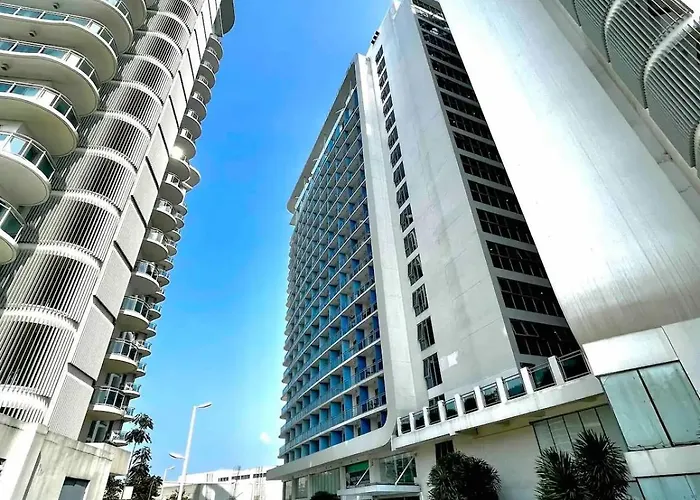 Riel's Condotel In Azure Beach Residences Manila