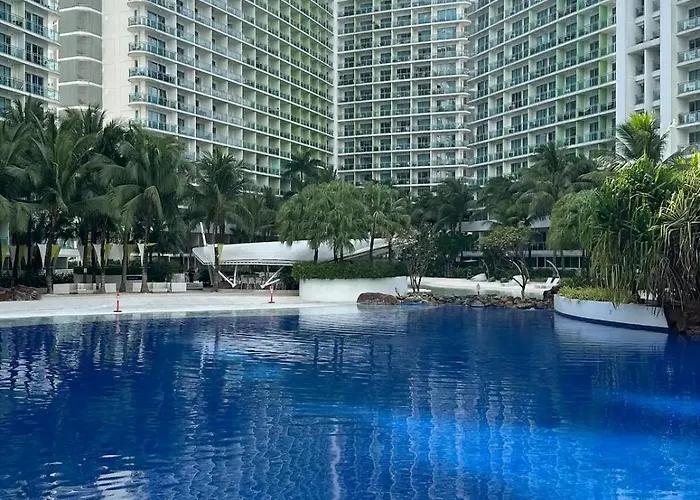 Riel's Condotel In Azure Beach Residences Aparthotel Manila