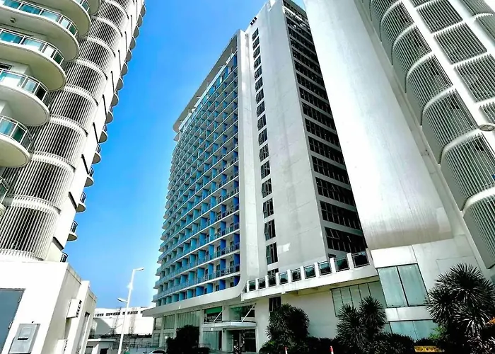 Riel's Condotel In Azure Beach Residences