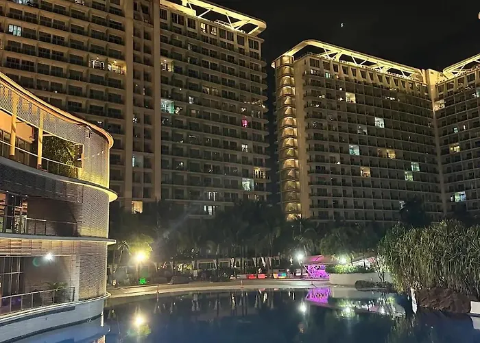 Riel's Condotel In Azure Beach Residences * Manila