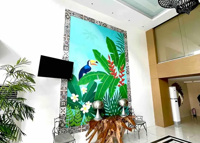 Riel's Condotel In Azure Beach Residences *