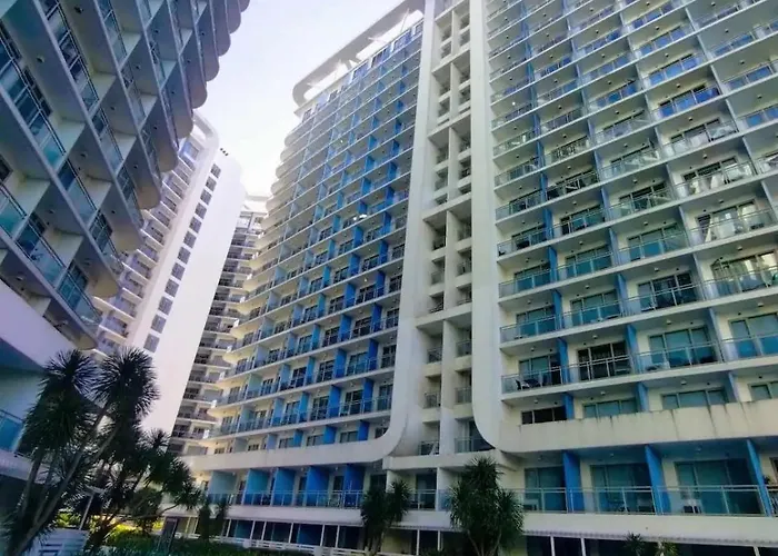 Riel's Condotel In Azure Beach Residences